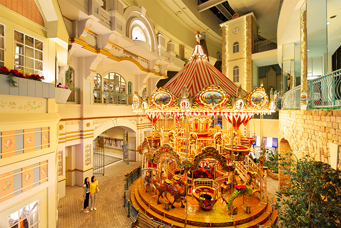 2階建てメリーゴーランド(カルーセル)